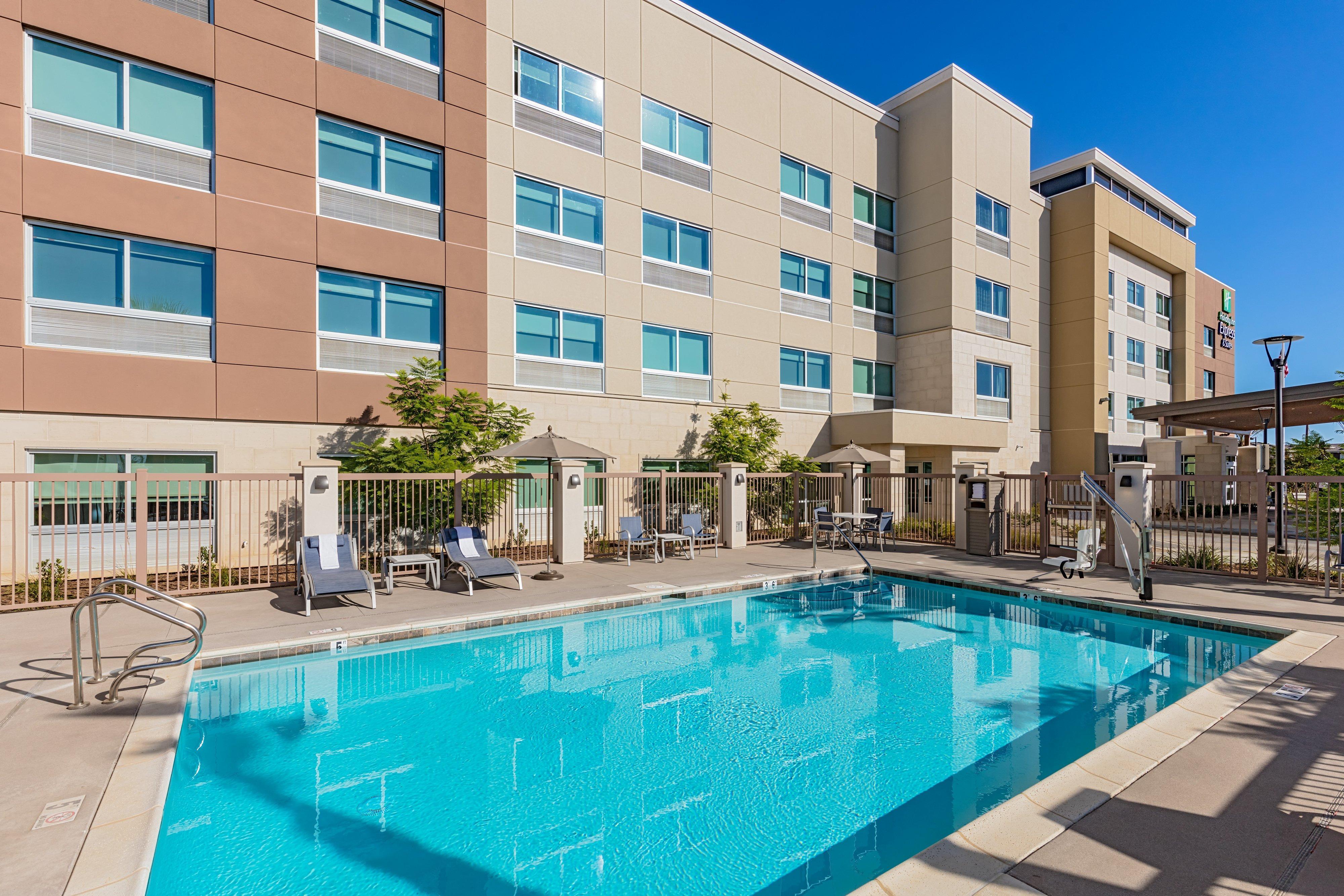 Holiday Inn Express & Suites - Moreno Valley - Riverside By Ihg Exteriör bild